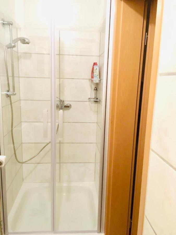No2 Top Apartment4You - 3 Zimmer, 1-6 Pers, Saarbruecken - Jaegersfreude Саарбрюкен Екстериор снимка
